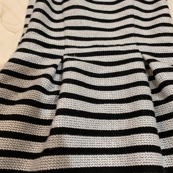 Express dress size 4 - Picture 2 of 6